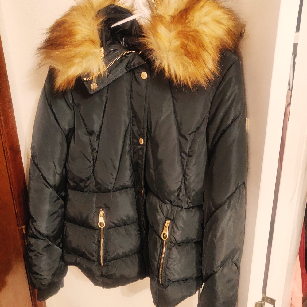 Women's Black Puffer Jacket with Faux Fur Hood